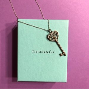 TIFFANY & CO Enchant Heart Key Necklace